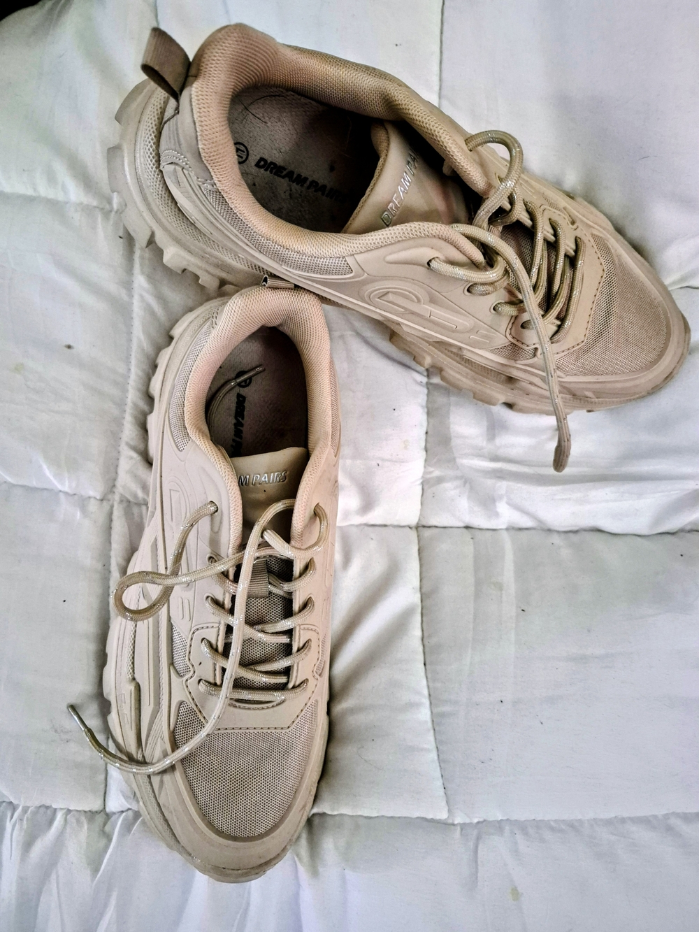 Dream Pairs Beige Chunky Sneakers